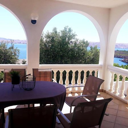 Villa Mihaela - Apartment Ika Cesarica Esterno foto