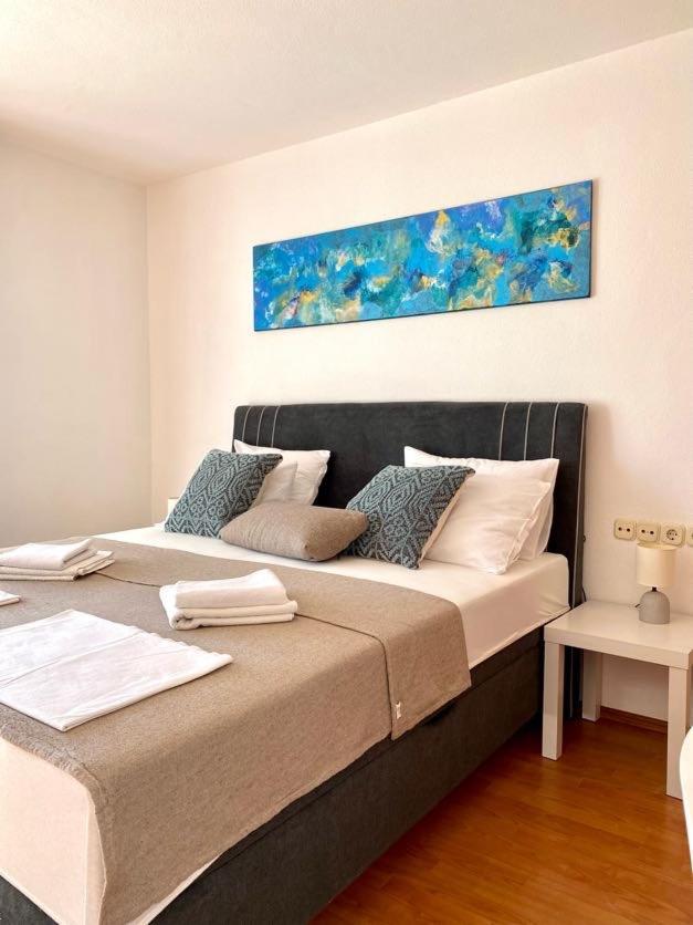 Villa Mihaela - Apartment Ika Cesarica Esterno foto